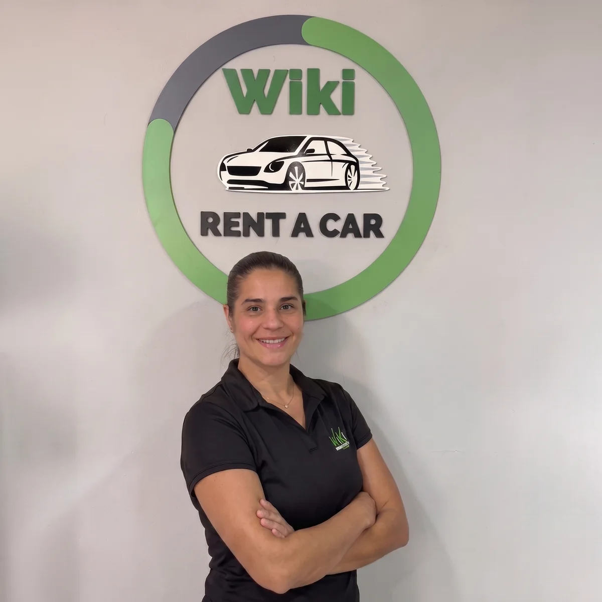 Alicia Bravo, del equipo de Wiki Rent A Car en Marbella