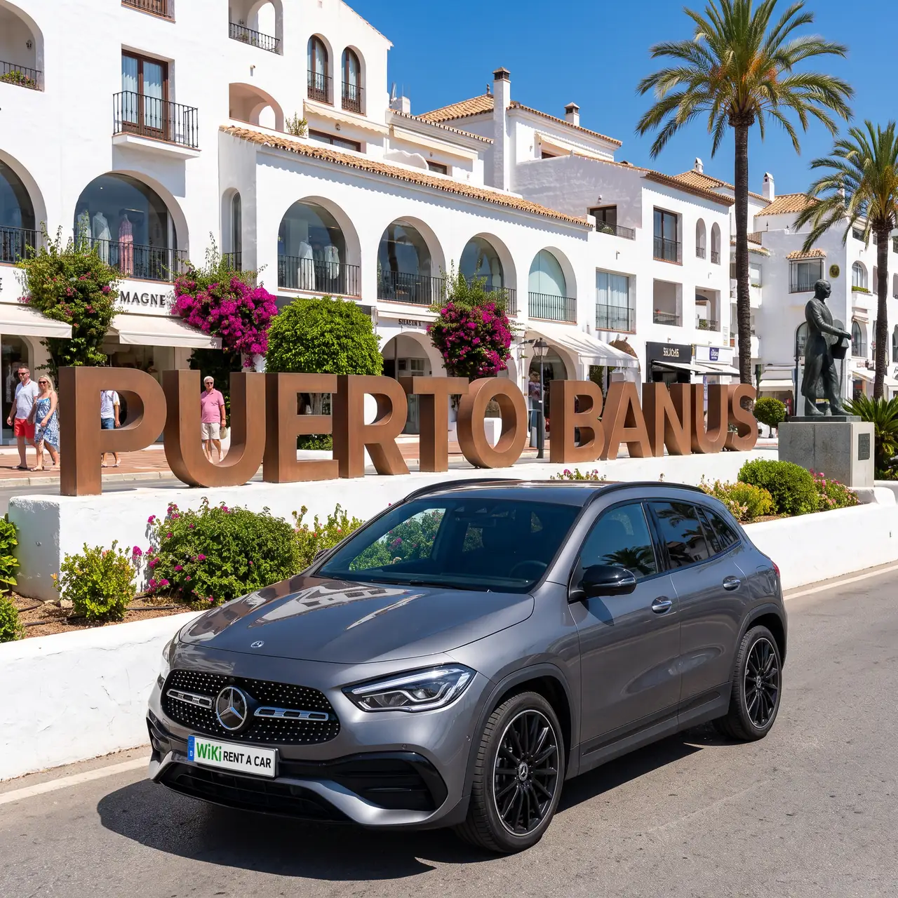 Mercedes GLA de alquiler de Wiki Rent A Car en las letras de Puerto Banús, Marbella